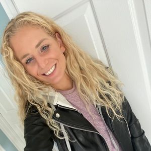 Meet your Posher, Jackie